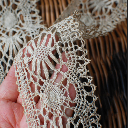 アンティーク ボビン編みリネンレース 艶と光沢のあるショール アイボリーエクリュ アンティーク ボビン編みリネンレース 艶と光沢のあるショール