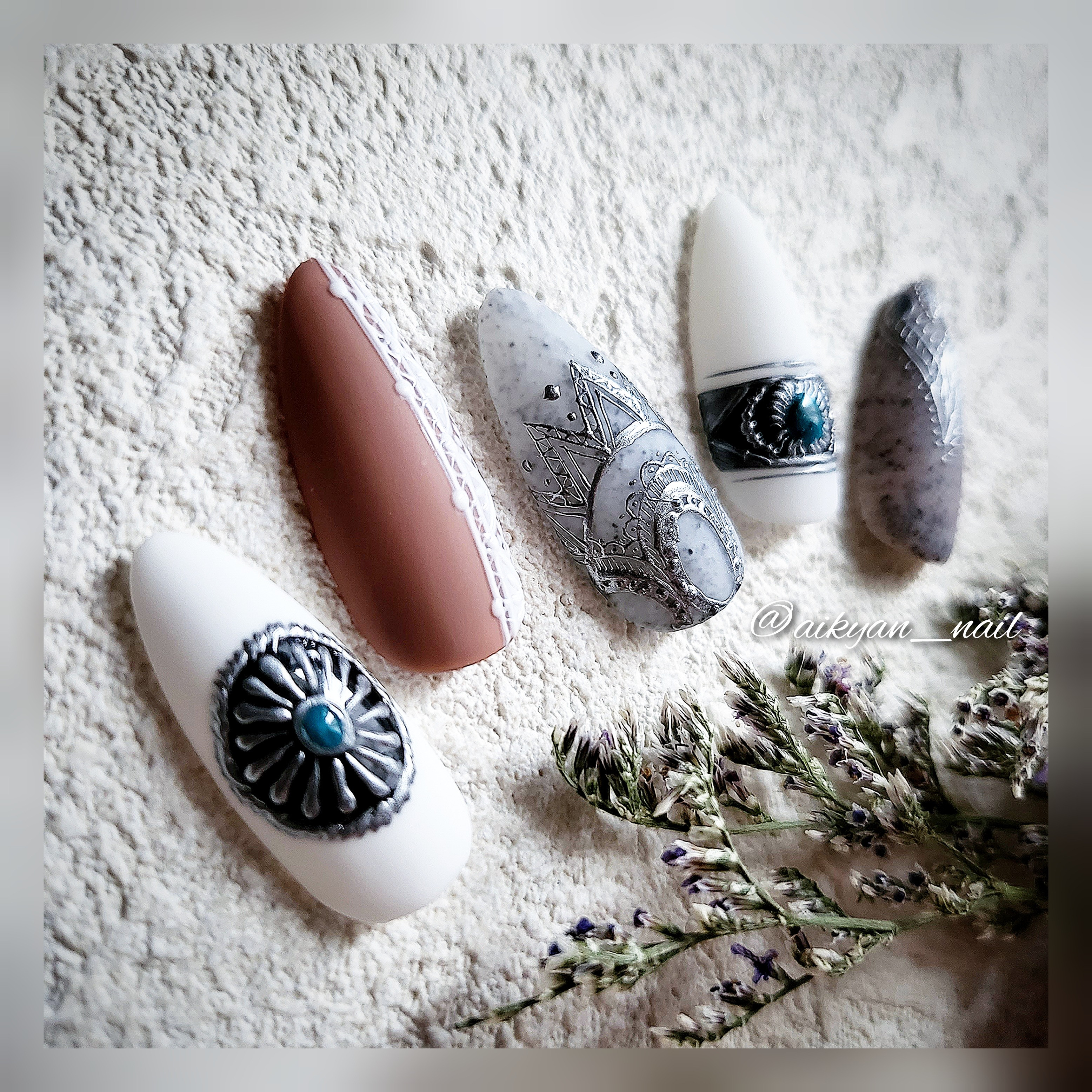 【002】ネイルチップ コンチョ ボヘミア