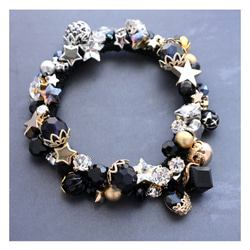 超早割クリスマス✨漆黒の夜空に煌めく金銀色の星々…ビジュー シュシュ＊ブレスレット 1枚目の画像