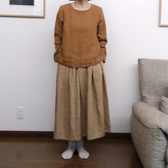 裏地付き　フレンチリネンのタックギャザースカート　ベージュ 4枚目の画像