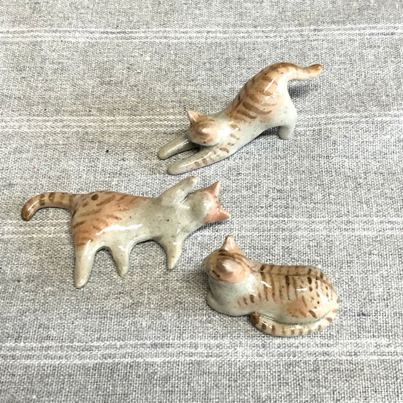 猫の箸置き三態（茶白/nobi,goro,hako）　猫グッズ　猫雑貨　茶白猫 1枚目の画像