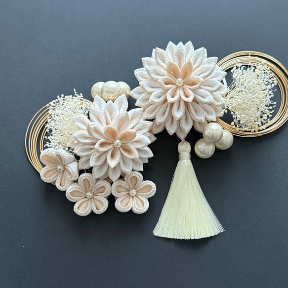 受注制作》つまみ細工 髪飾り 白 生成り 結婚式 前撮り 成人式 白無垢