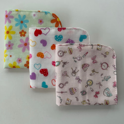 ハンドメイド 4重ガーゼハンカチ 5色から選べる3枚1セット 小さめ