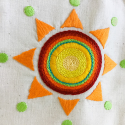 刺繍のましかくポーチ～sunny～ 3枚目の画像