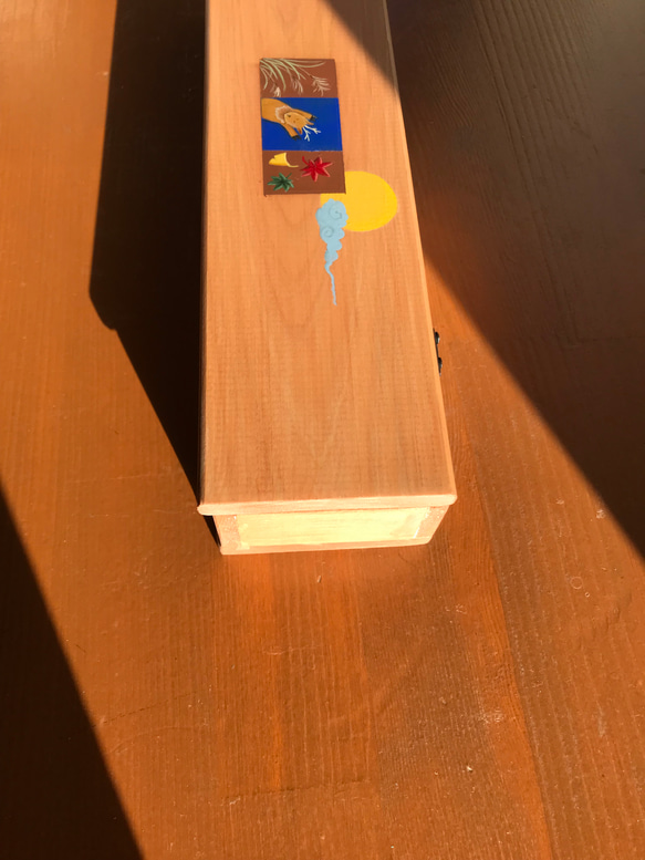 食卓に置ける箸箱(秋の気配）　カトラリーケース　メガネ入れ　小物入れ　蓋付きカトラリーケース　木製　少人数用 10枚目の画像