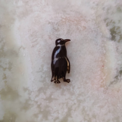 デットストック　ドイツ製アクリルビーズ　ペンギン　焦げ茶 8枚目の画像