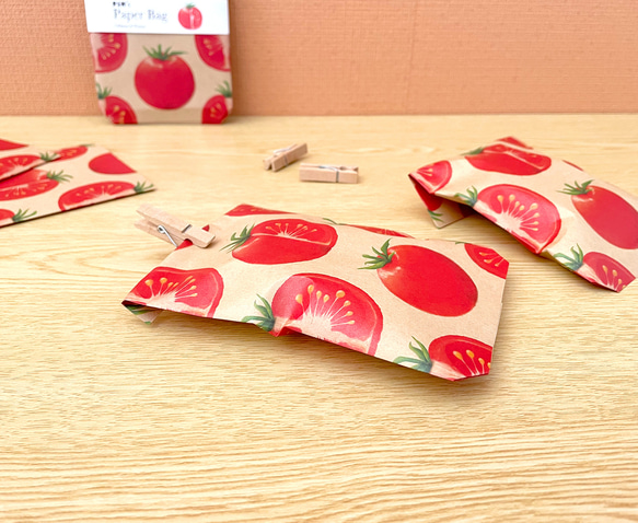 トマトの平袋〈小｜8枚入〉マチなし 紙袋 ペーパーバッグ ギフトバッグ ラッピング 野菜モチーフ おしゃれ かわいい 3枚目の画像