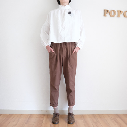オールシーズン テーパードパンツ ブラウン しわ加工 ウエスト