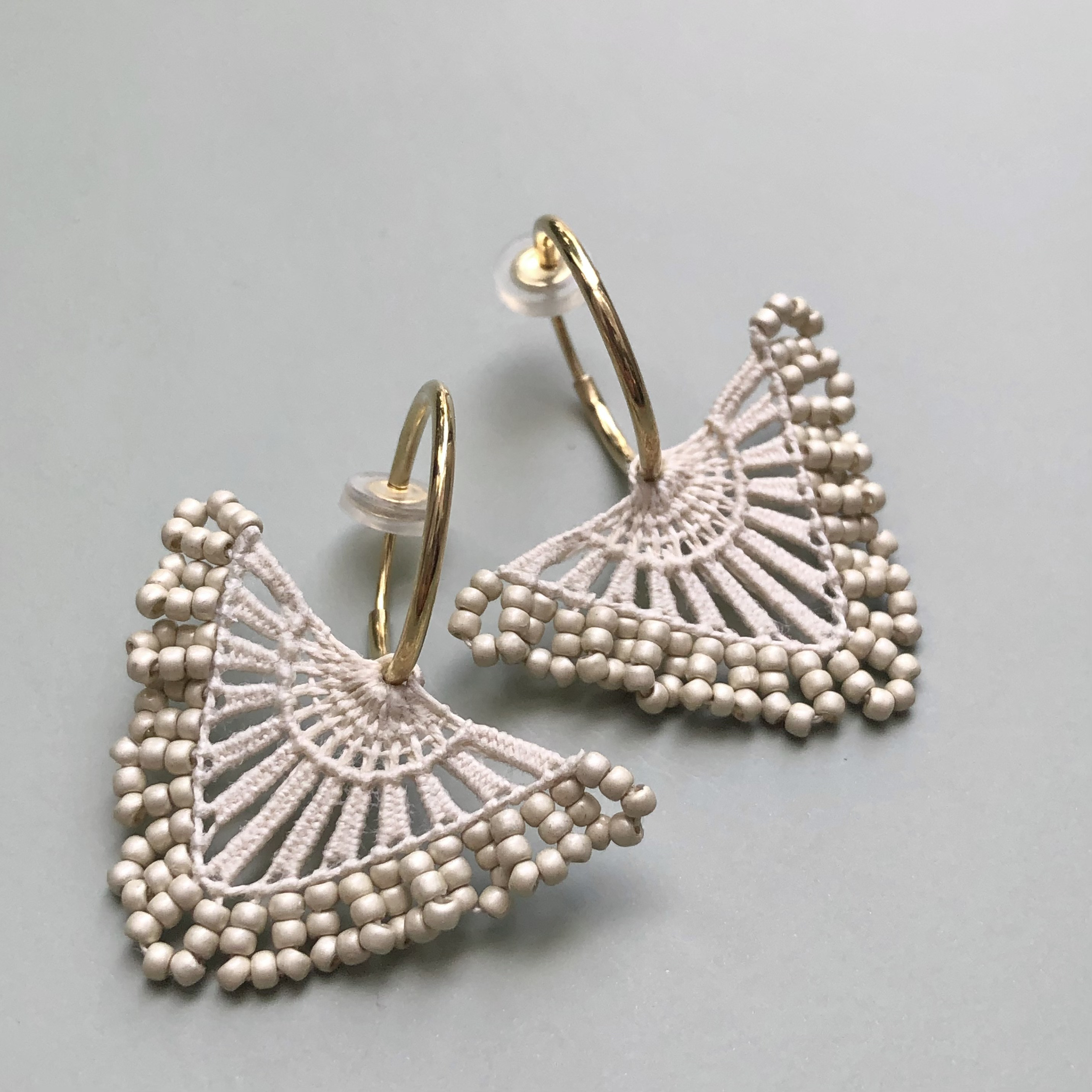 【受注制作】Ñanduti "inverted triangle" earring