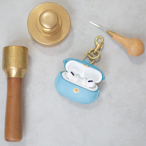 新作】AirPods 4対応 ケース イタリアンレザー スカイブルー 新作】AirPods 4対応 ケース イタリアンレザー スカイブルー