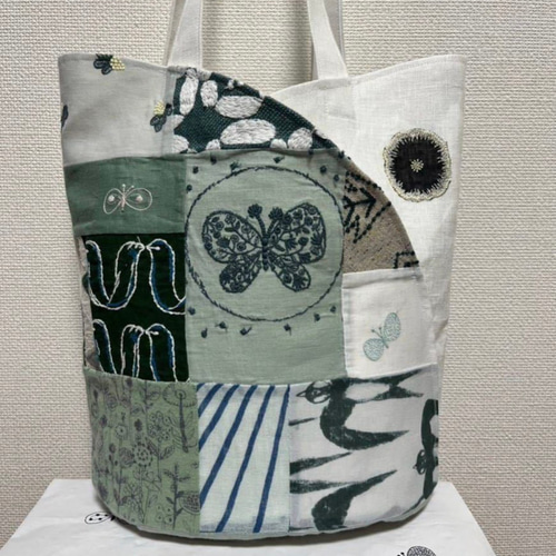 ミナペルホネン ハンドメイド ディア トートバック チューリップ
