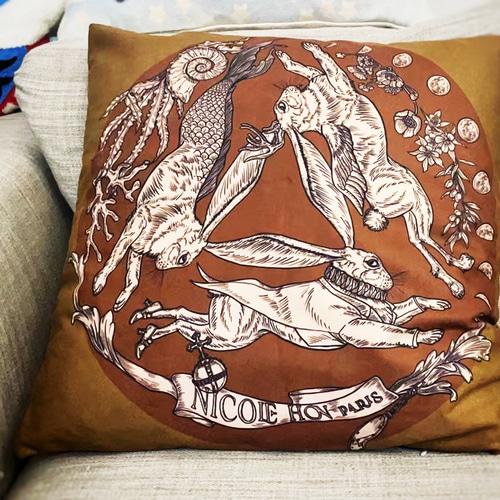 三兎共耳」クッションカバー 45cm クッション・クッションカバー