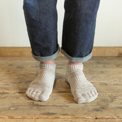 “呼吸和紙襪”Ripaku（秘密 5 趾襪）短長混合灰色 第1張的照片