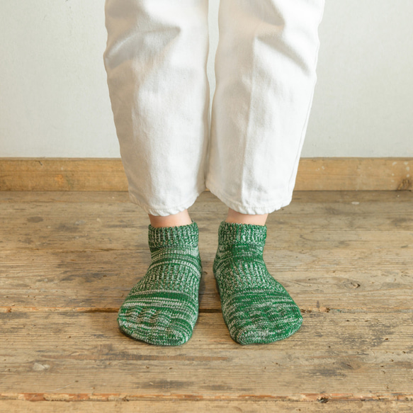 《會呼吸的日本紙襪》Lipaku（秘密5趾襪）短款混綠色 第1張的照片