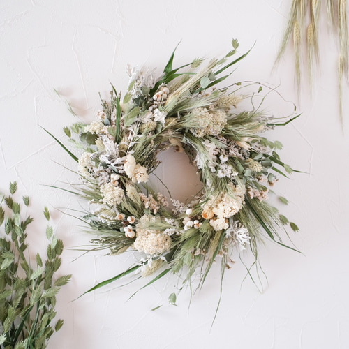 自然を感じるグリーンとホワイトのナチュラルリース＊ドライフラワー  