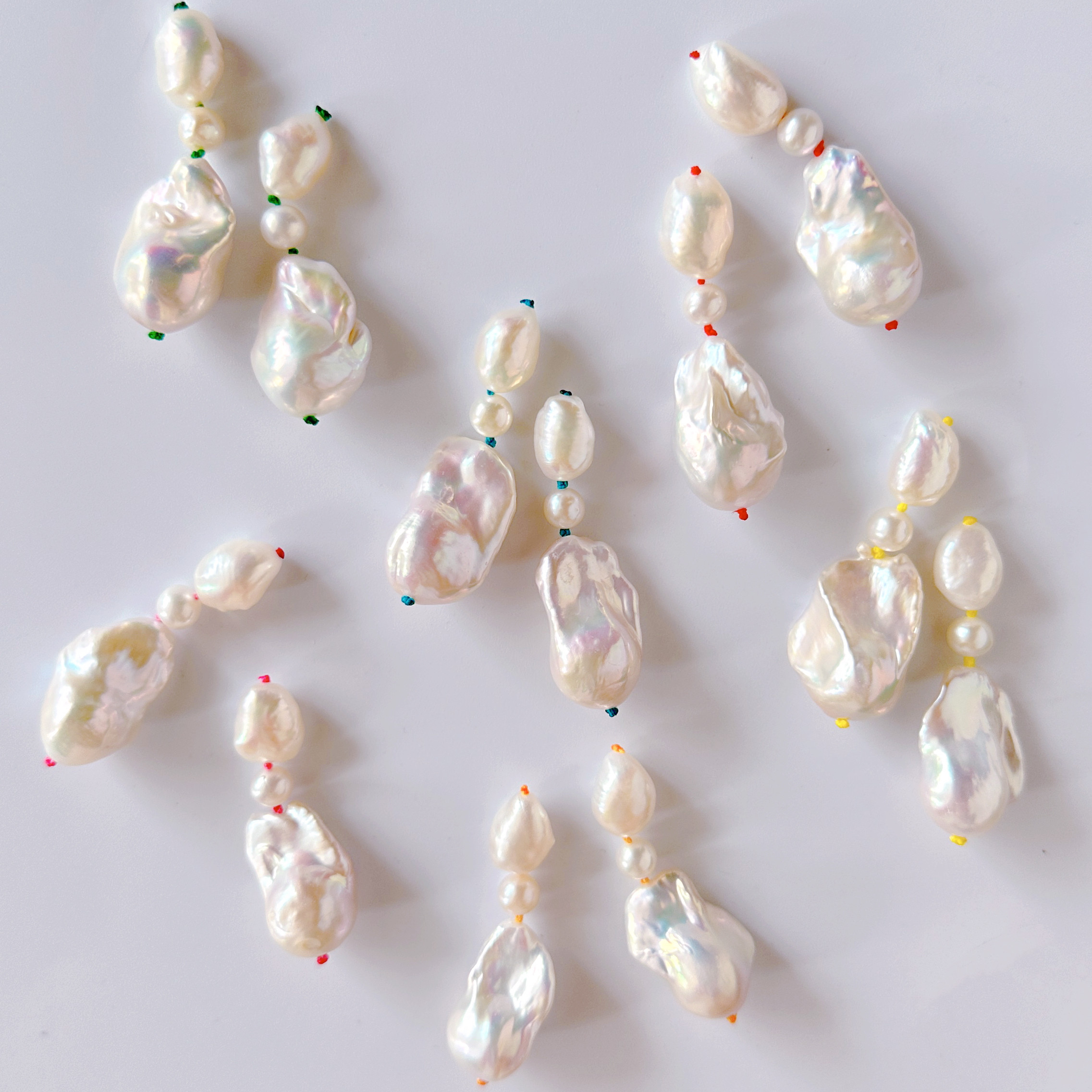 キャンディカラー　バロックパール　ピアス　イヤリング