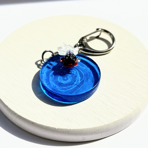 レジン 金魚キーホルダー ♡ [レジンで作る 金魚鉢シェイカーキーホルダー] 【→ → → ス