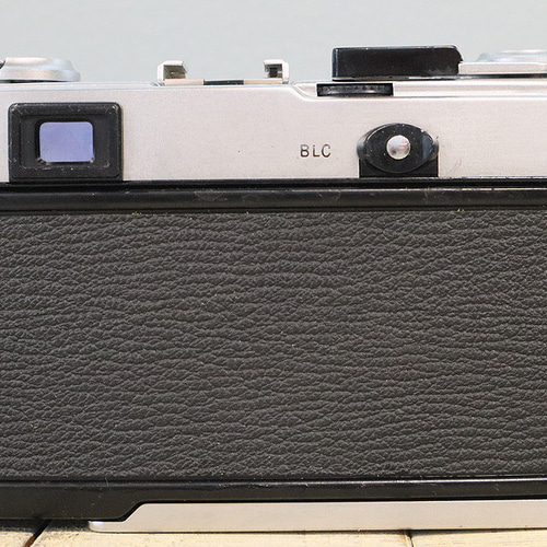 【完動品】OLYMPUS 35 DC フィルムカメラ　動作確認済 OLYMPUS 35DC 紫の世界🍇【完動品】 – Ein Camera