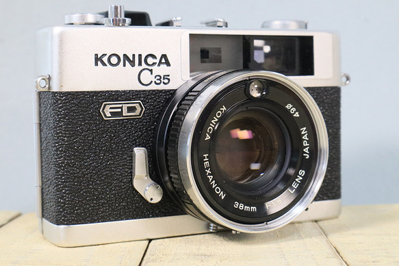 【完動品】【3ヶ月保証】オールドフィルムカメラ コニカ KONICA C35 FD　S/N 179413  m047 4枚目の画像