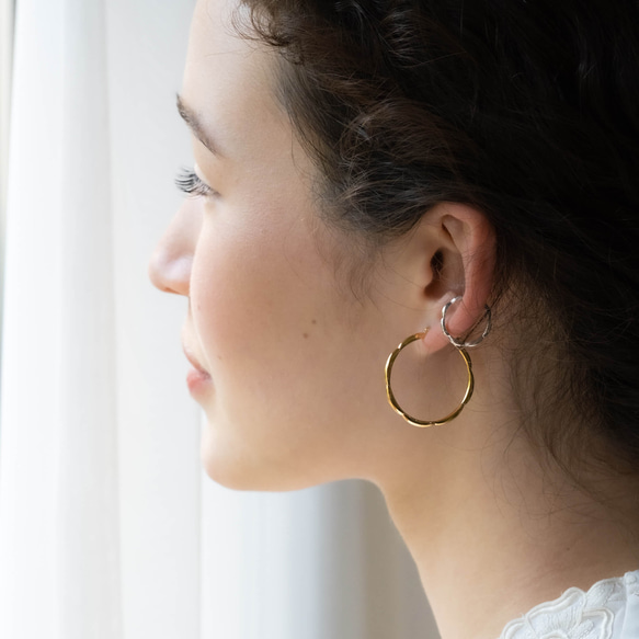 Ripple Earrings L Gold 2枚目の画像