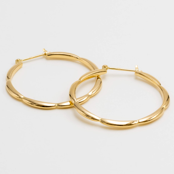 Ripple Earrings L Gold 1枚目の画像