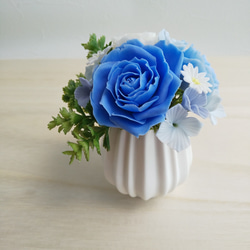 粘土の花 　バラのブルー系ミニフラワーアレンジメント　樹脂粘土　送料無料 12枚目の画像