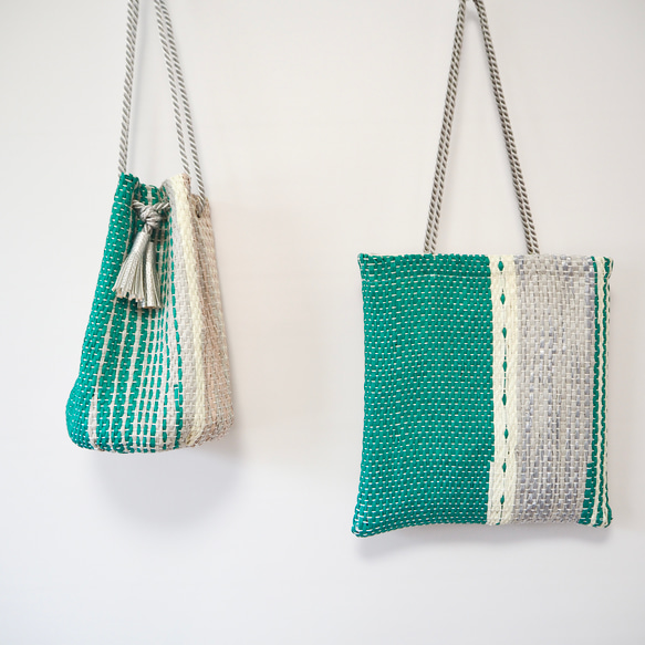 手織り生地から作ったフレッシュグリーンのサマートートバッグ 9枚目の画像