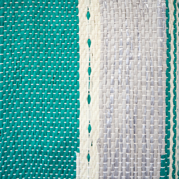 手織り生地から作ったフレッシュグリーンのサマートートバッグ 6枚目の画像
