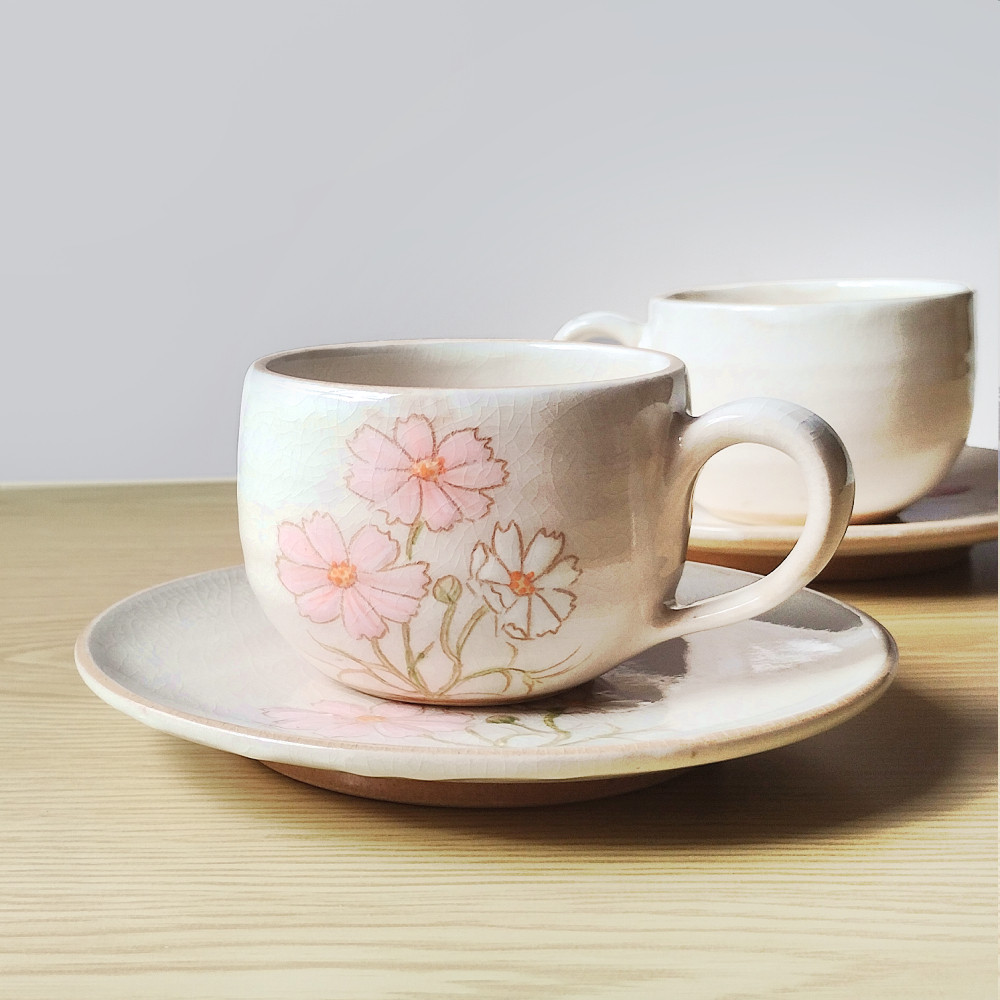 【陶器】コスモスのコーヒーカップ