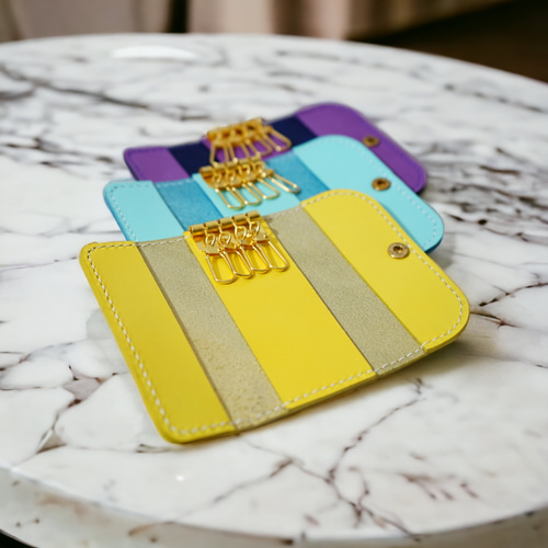 Salvatore Ferragamo イエローレザーキーケース フェラガモ キーケース レディース ガンチーニ ラングール