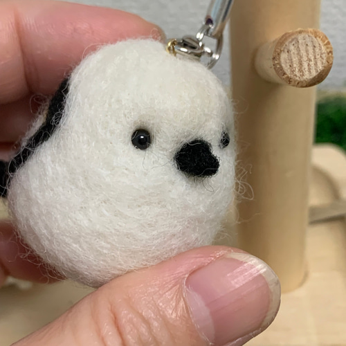 シマエナガストラップ 羊毛フェルト john 通販 16375271｜Creema