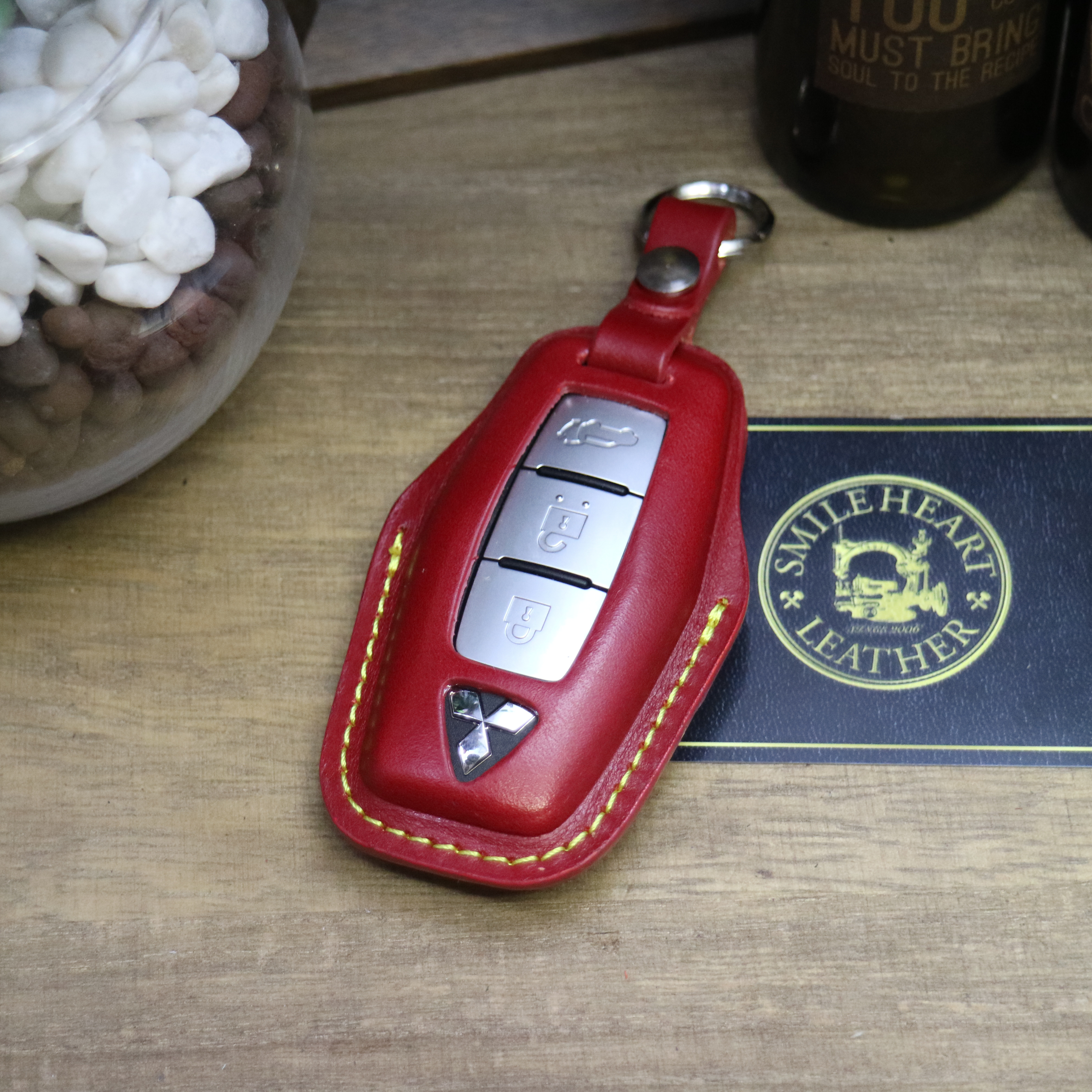 名入れ 無料 スマートキーケース　ミツビシ　アウトランダー　PHEV　本革 【レザーキースーツ】