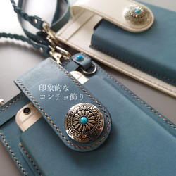 《特集掲載》【くすみブルー革】スマホポシェット・飾りカシメ付【縦型・肩紐長さ調整可・2way】※袋ラッピング無料 10枚目の画像