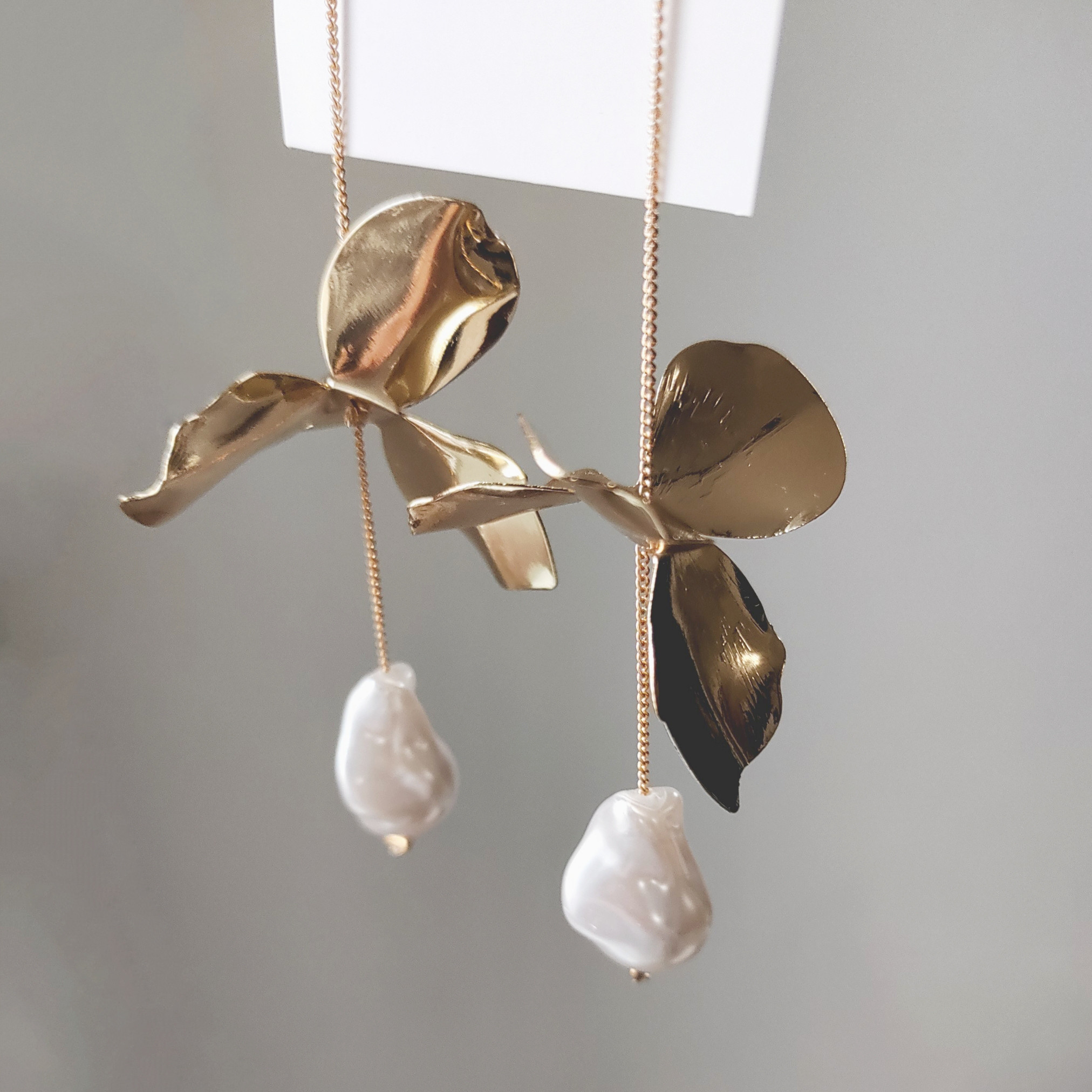 lily flower リリーフラワー/ ブライダル アクセサリー  結婚式 ピアス イヤリング ゴールドバロックパール