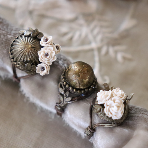 Alcues アルキューズ フランスアンティークボタンの指輪 指輪・リング