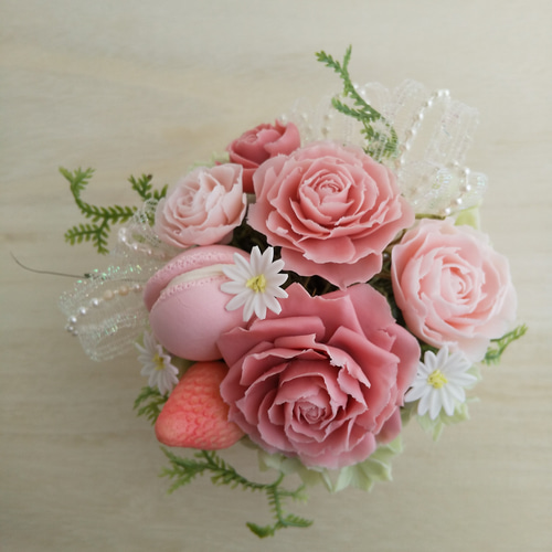粘土の花 かわいいスイーツピンクのバラフラワーアレンジメント 樹脂