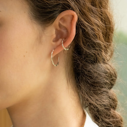 Ripple Earrings M Platinum 2枚目の画像