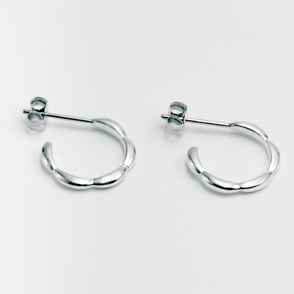 Ripple Earrings S Platinum 1枚目の画像