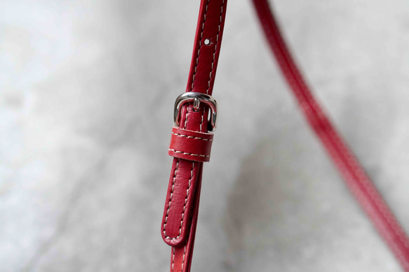 NUME-RED・キューブポシェット◎２WAY機能・内装キーホルダー付き：ポケット機能充実しています。全5色★ 10枚目の画像