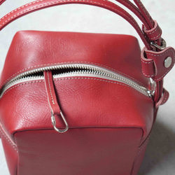 NUME-RED・キューブポシェット◎２WAY機能・内装キーホルダー付き：ポケット機能充実しています。全5色★ 7枚目の画像