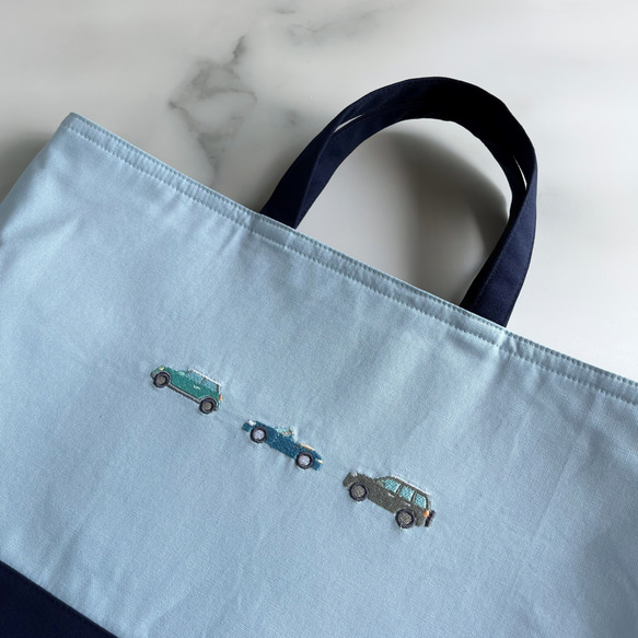 受注製作・名入れOK【2サイズ・サイズ変更可】水色・車の刺繍・レッスンバッグ・男の子・マチあり・マチなし・入園・入学 5枚目の画像