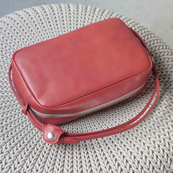 NUME－RED・２WAY機能ポシェットLサイズ◎内装キーホルダー付き：ポケット機能充実しています★全5色 2枚目の画像