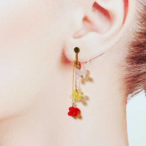 星を食べるおさかな【イヤリング】 イヤリング・ノンホールピアス