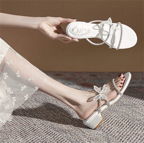 JIL SANDER 深紅に咲き誇るピオニーのフローラルワンピース