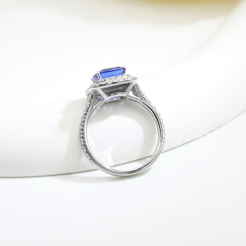 クッションカットヘイローリング H10830-3（4週間発送） 指輪・リング  