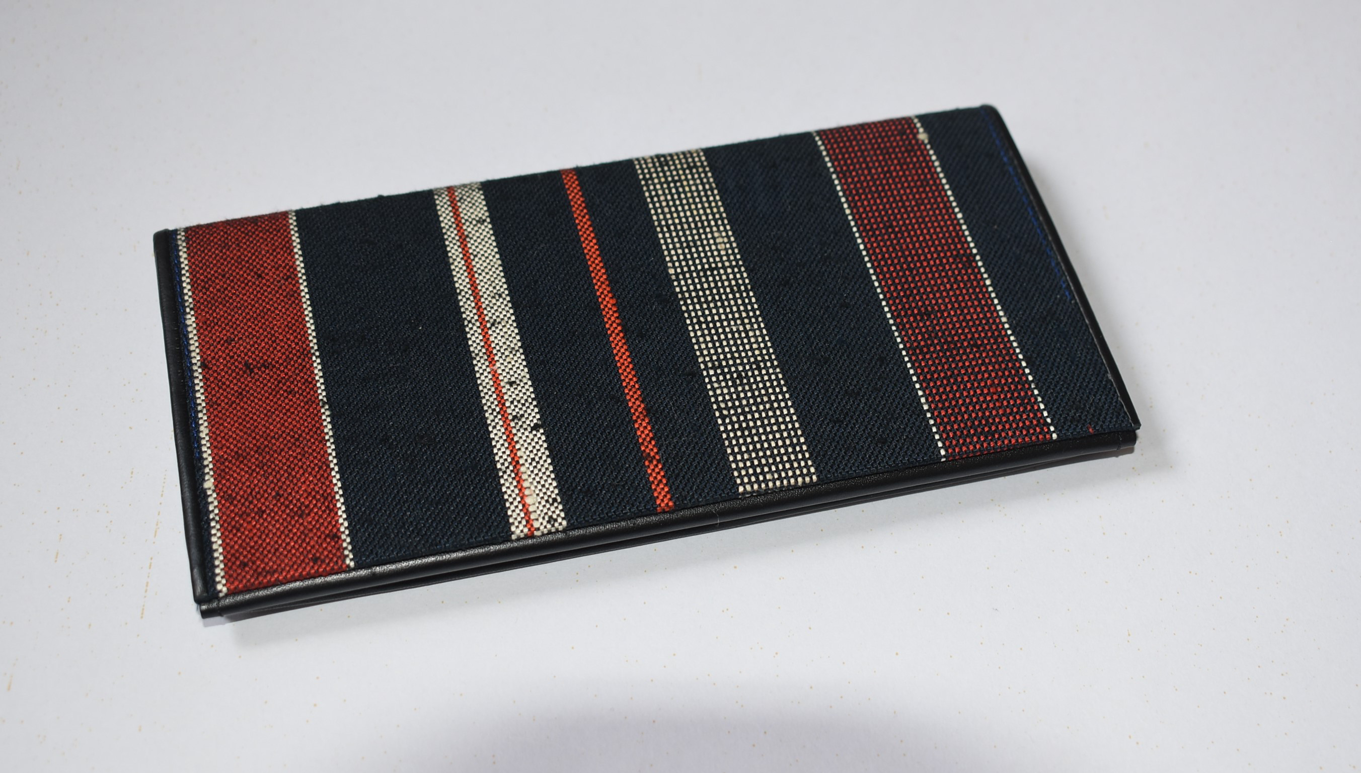 長財布　シルク　和柄　ざざんざ織　スリムな薄型長財布 14,454円