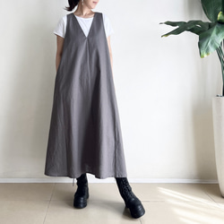 VカットAラインジャンパースカート　* cotton linen Grey Brown * 2枚目の画像