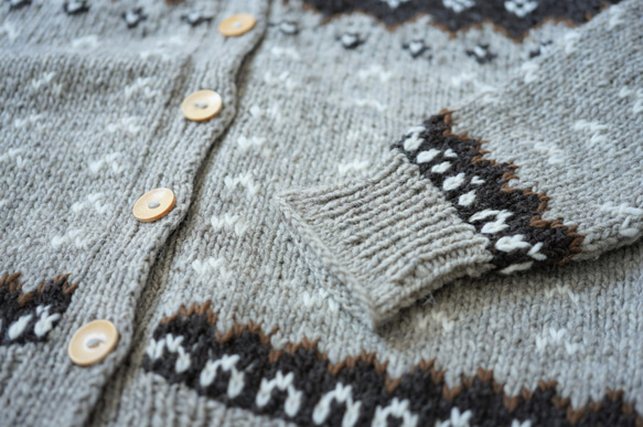 ★SALE【即納可】ウール・ノルディック柄・ハイネックカーディガン（N-430084-グレー）・ペルーニット 