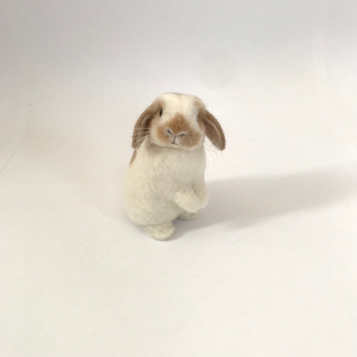 うさぎのママ様　うさぎ羊毛フェルトストラップ 0_c98dde4a06db3b9e8a958e7be76d