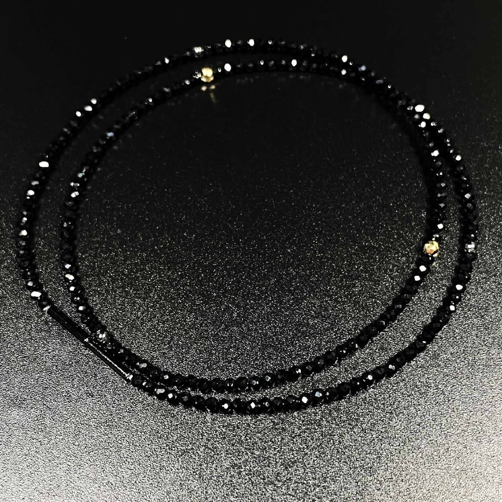 【コンビネーションが最高】K18ビーズ カットオニキス ヘマタイト 磁気 ネックレス ＳＰＫｎ２ 最高の贈り物